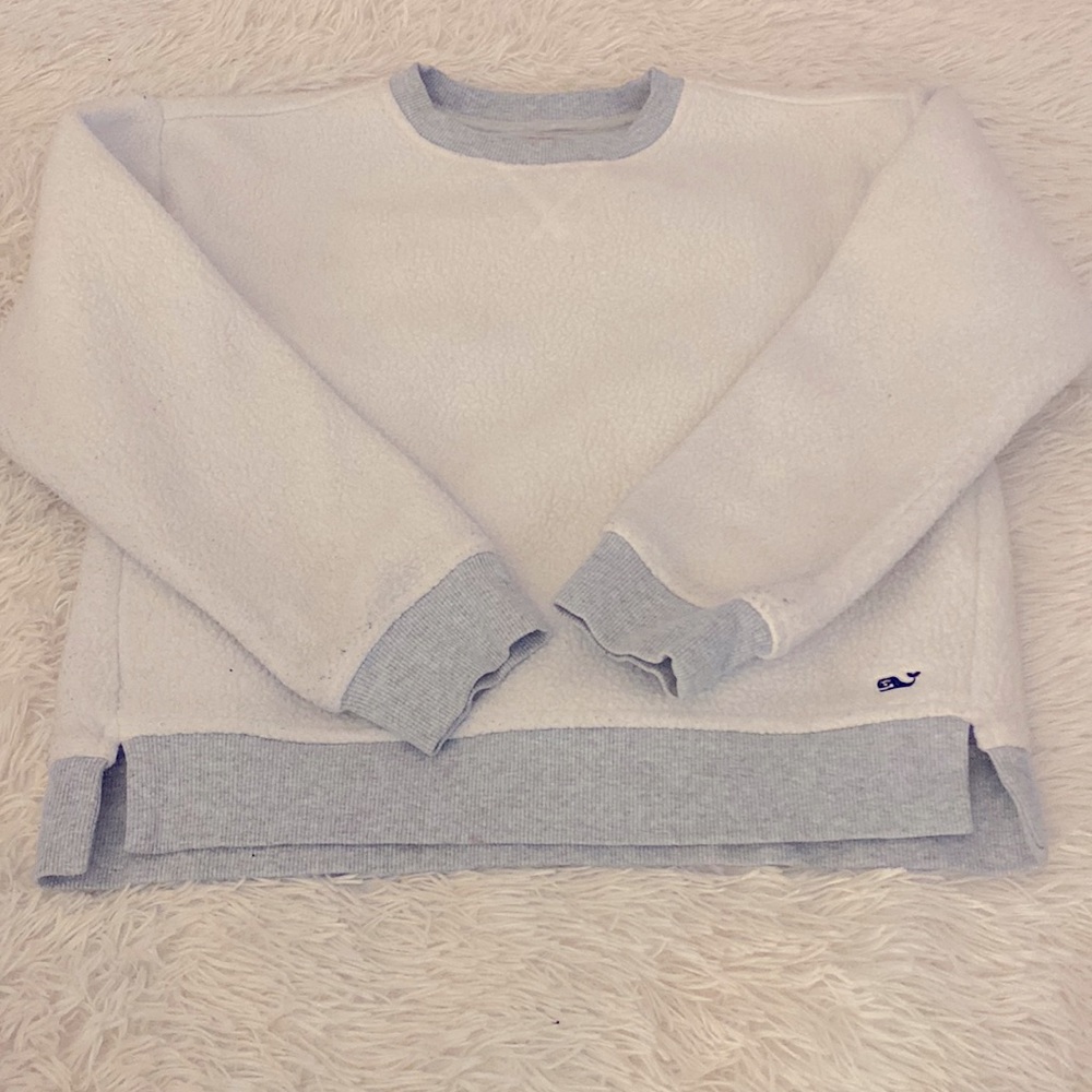 Vineyard vines thick Sherpa sweater. Very soft and very warm